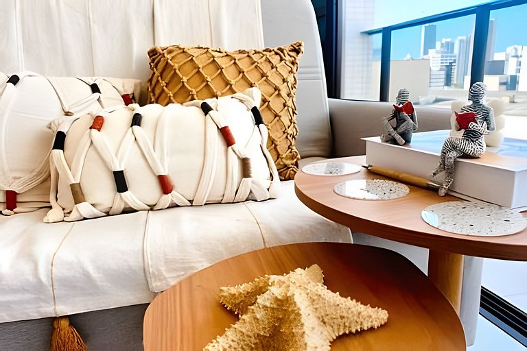 Luxo | Gym | Coworking | WiFi 1Gb | Beira-Mar 4min