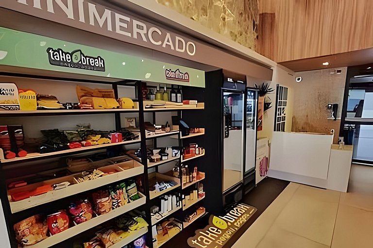 Luxo | Gym | Coworking | WiFi 1Gb | Beira-Mar 4min