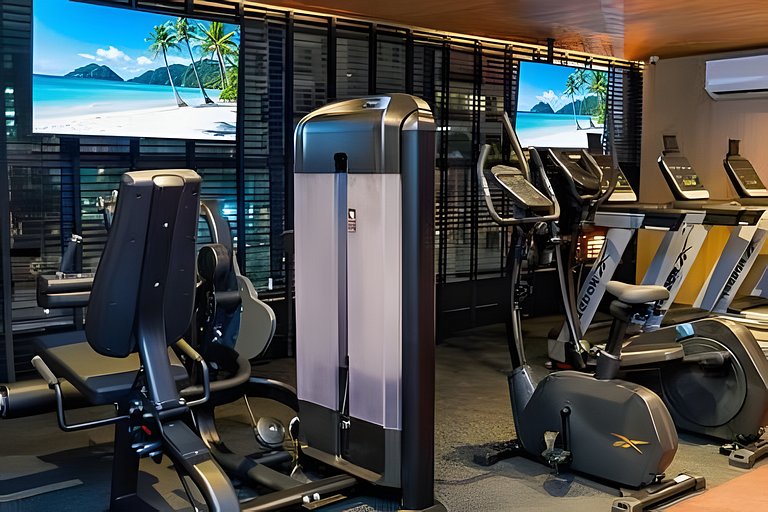 Sea View Rooftop | Gym | Pool | Coworking