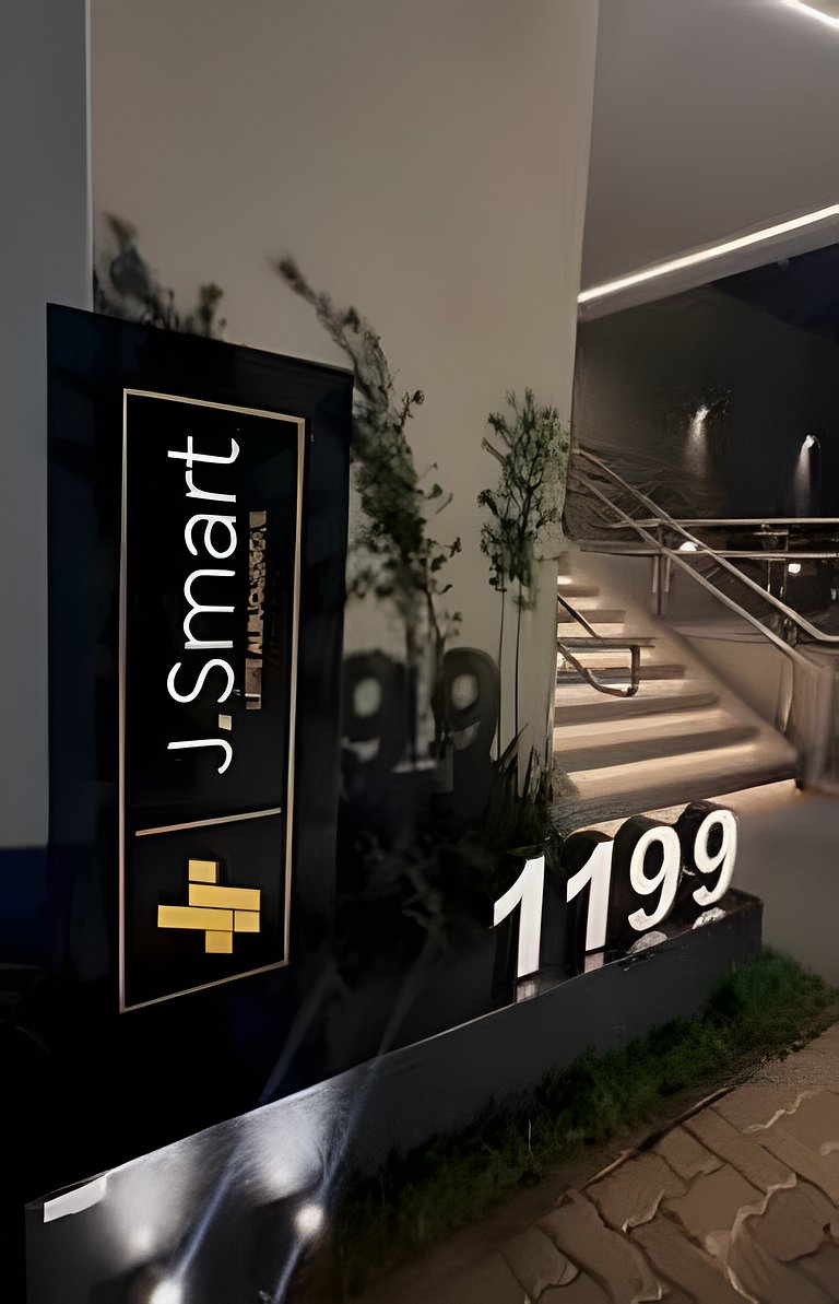 Sea View Rooftop | Gym | Pool | Coworking