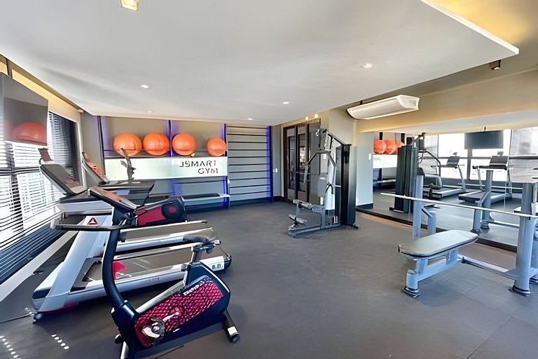 Sea View Penthouse | Gym | Coworking | 1Gb WiFi